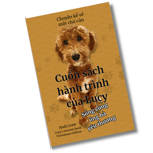 Lucy's Journey Book (Vietnamese)